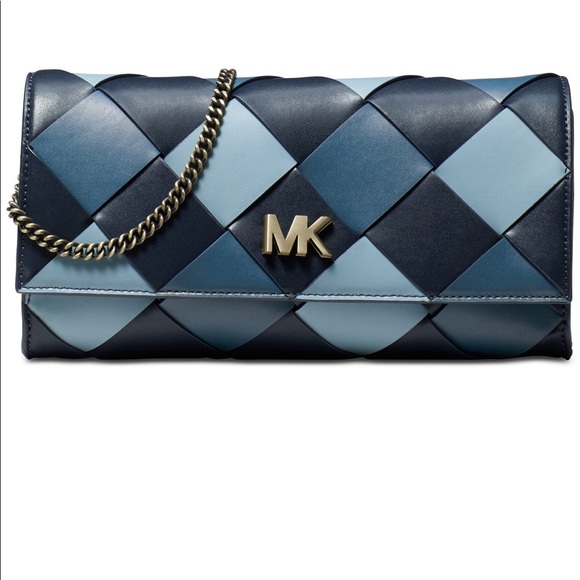 Michael Kors Handbags - Michael Kors clutch